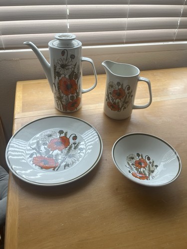 Meakin studio pottery - j&g,