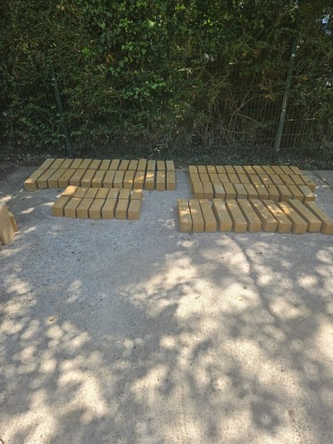 Cotswold stone blocks - cotswold,