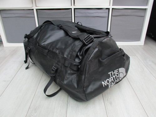 The north face base - face,