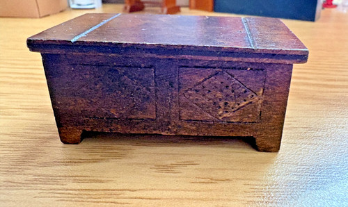 Doll house furniture - , vintage