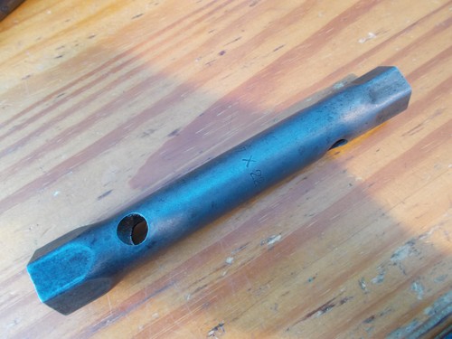 Vintage ended metric box - 2,