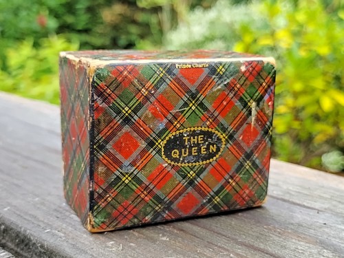 Vintage small wooden mauchline - vintage,