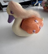 Vintage 80s toy swan princess - 80s,