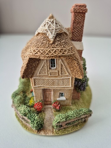 Lilliput lane finchingfields - lilliput,