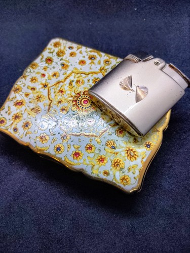 Gold ronson milady - gold,