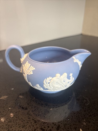 Wedgwood lavender blue - lavender, and