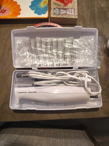 Electric carving knife - carving,