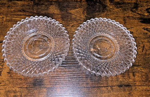 Pair vintage queen - vintage,