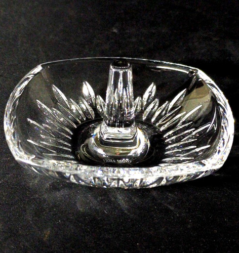 Vera wang duchess ring holder - vera,