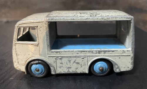 Dinky toys 30v ncb - no,