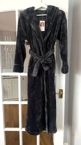 Luxurious bnwt rosie - bnwt,
