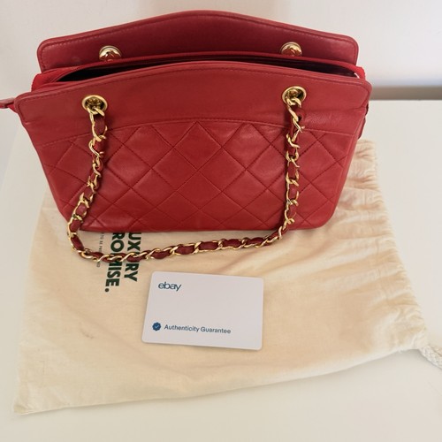 Chanel red quilted leather - red,