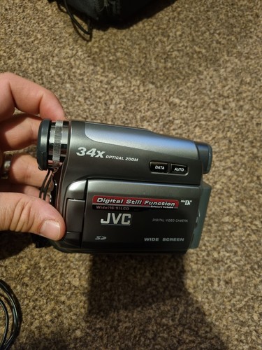Jvc d770u mini camcorder - mini,