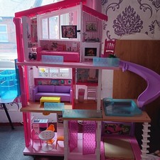 Barbie dreamhouse with slide  swimming pool and elevator,all accessories include