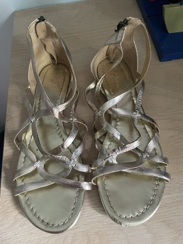 Boden size leather lattice - leather,
