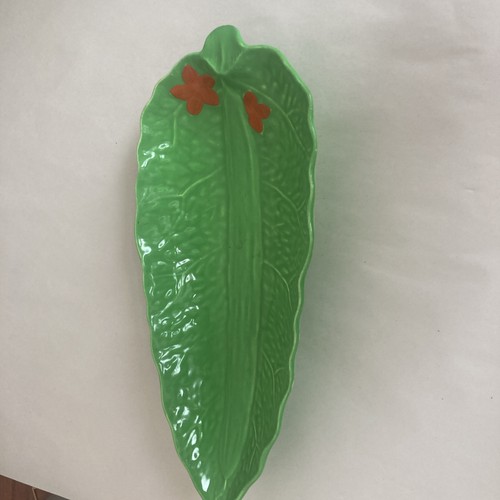 Beswick leaf serving dish - ,