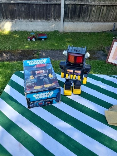 Rare vintage cosmos robot - rare,