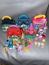 Small Miniature Play Houses 5 Play sets Some Accessories Pre loved Condition.
