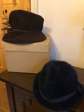 2 x VINTAGE LADIES HATS -