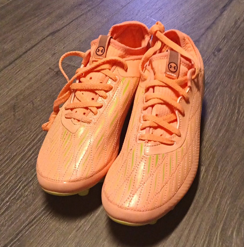 Under armour spotlight - armour, ua