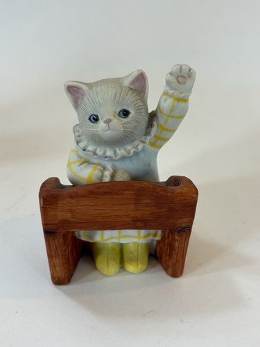 Kitty cucumber priscilla - kitty,