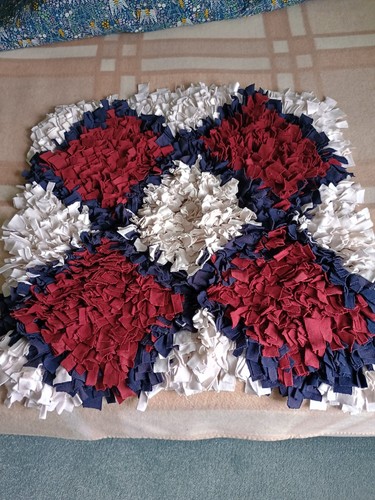 Traditional narrowboat rag rug - rag,