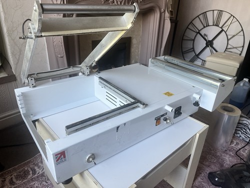 Bakery sealer bagger - bakery, machine