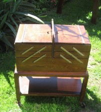 ANTIQUE ART DECO OAK SEWING BOX CANTILEVER SHELVES STORAGE TRAY & WHEELS NICE