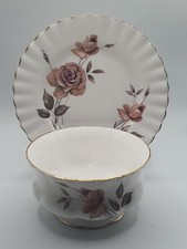 Royal Albert Sugar Bowl &plate