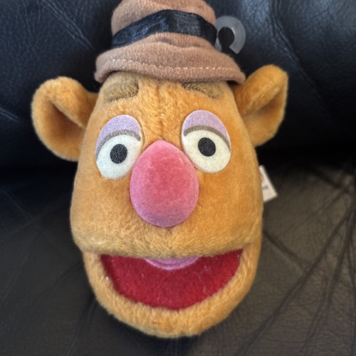 Fozzie bear plush - bear, magnet