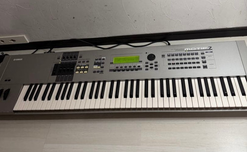 Yamaha motif key - motif, 76-key
