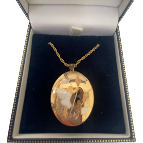 Brooks bentley oval - brooks, pendant