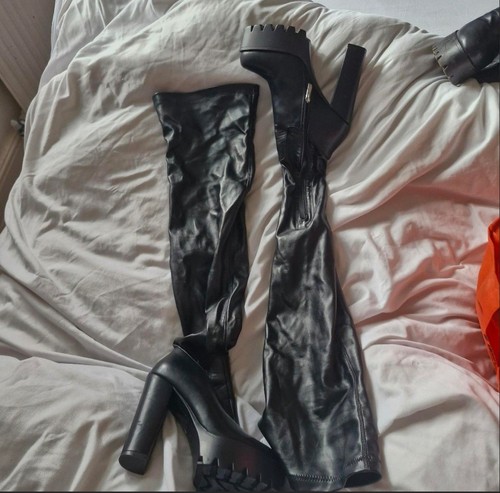 Black faux leather - faux,