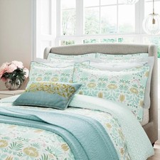 V & A Voysey Anselm Duvet