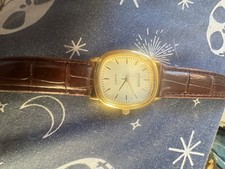 Citron quartz analogue watch