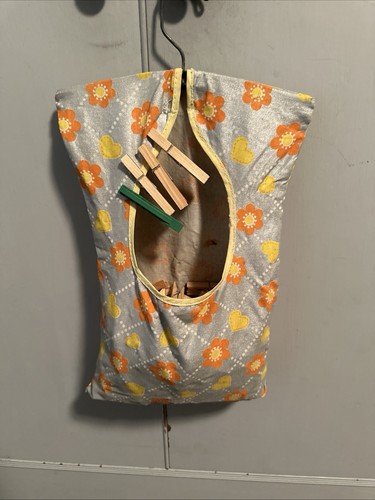 Vintage clothes pin - clothes, holder