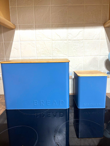 Blue metal bread - metal,