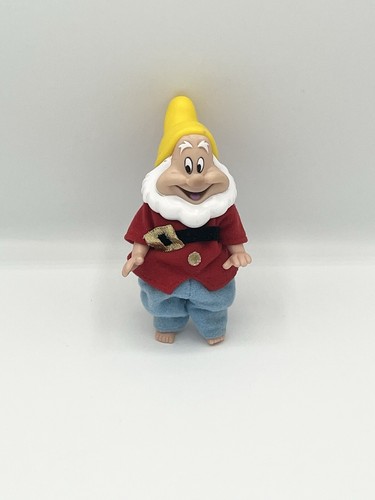Disney snow white - white, dwarfs