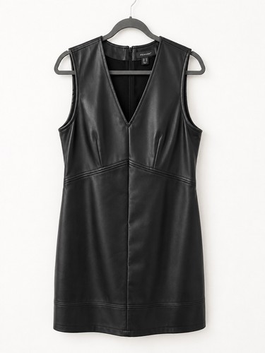 Primark faux leather - leather, v-neck