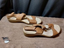 M&S Footglove Mink Brown