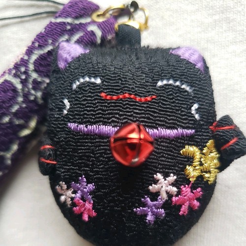 Maneki neko chirimen phone - chirimen,