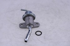 Fuel Pressure Regulator 16740-MBW-J32 for Honda F4i CBR 600 2001 2002 2003-2006