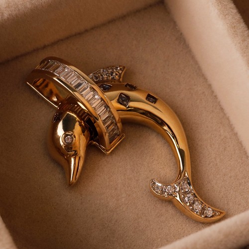 Pre owned 9ct gold cubic - pre-owned,