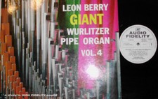 Leon Berry - Giant Wurlitzer Pipe Organ Vol. 4 (LP, Album, Mono)