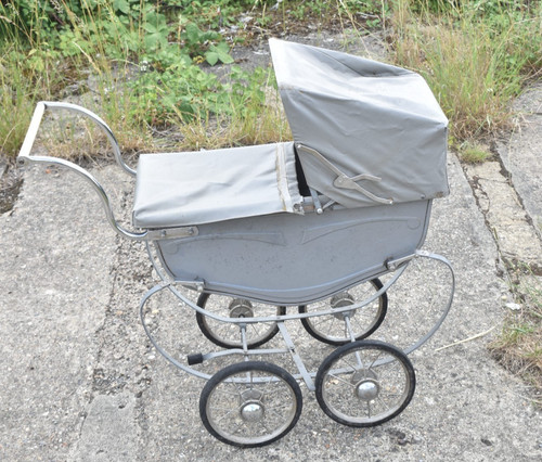 Vintage silver cross - silver, coach