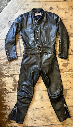 Vintage 1960s champion rivets - champion/,