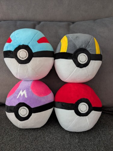 4pc pokemon pokeball plush - pokemon,