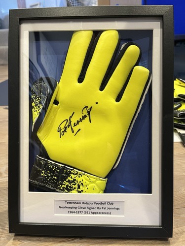 Pat jennings signed and framed - signed,