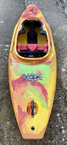 Dagger single seat kayak - gt,