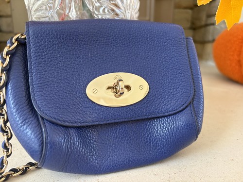 Gorgeous mulberry mini lily - gorgeous,